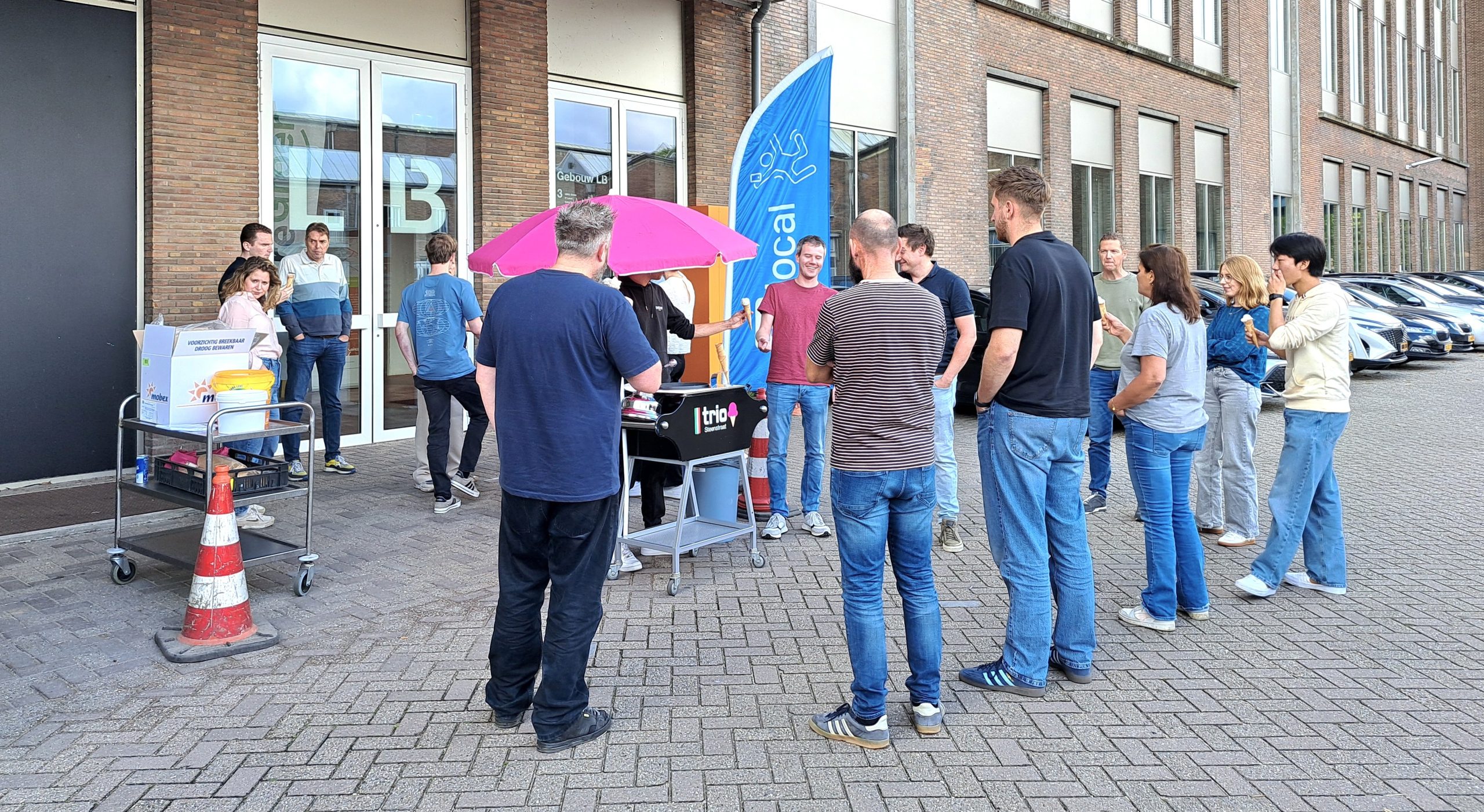 Featured image for “Samen de zomer verlengen met een ijsje”